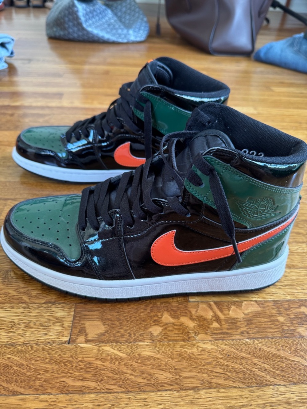 Nike SOLEFLY X JORDAN 1 RETRO HIGH OG 'ART BASEL' FRIENDS & FAMILY size 10.5